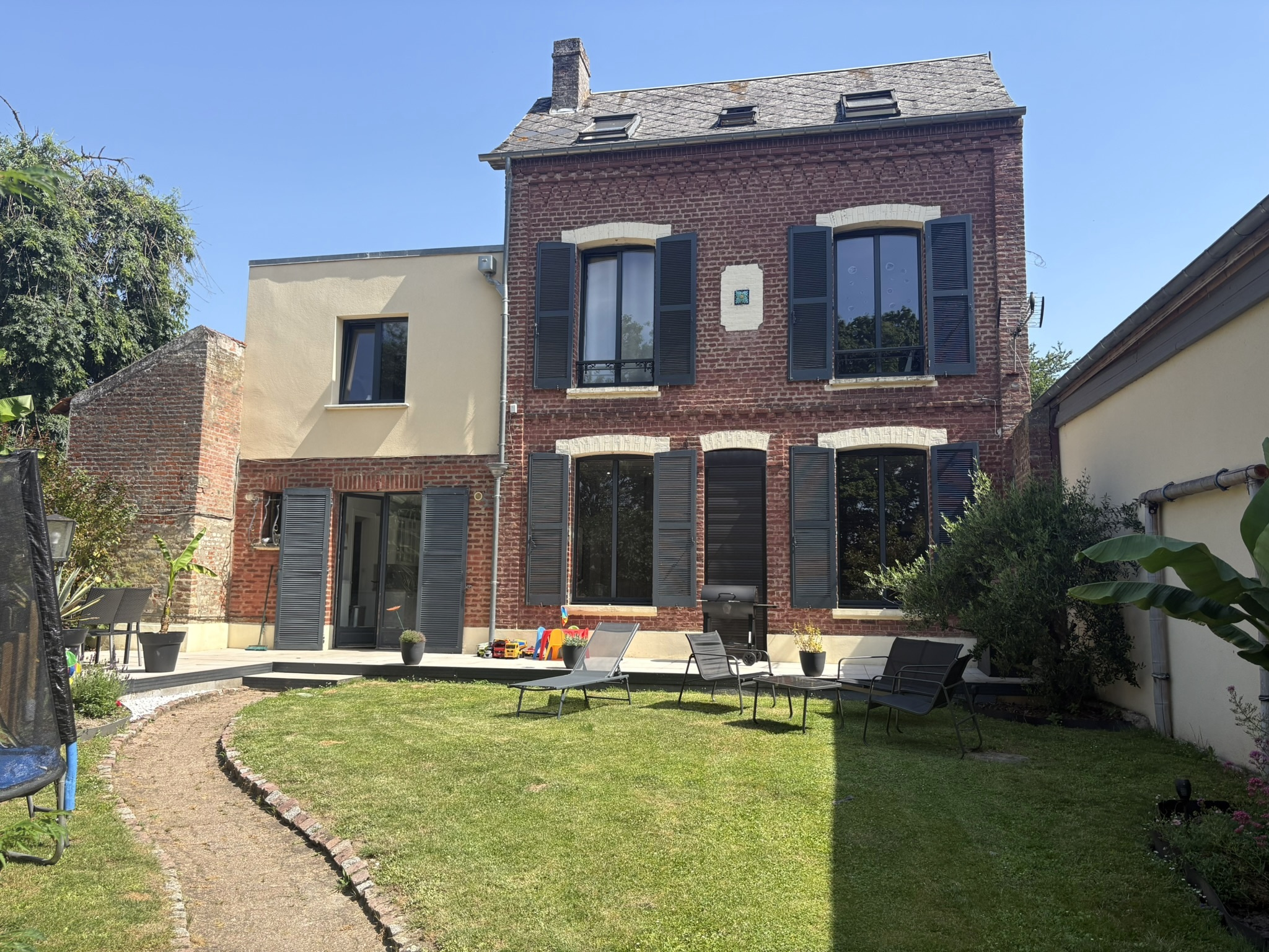 NOUVEAUTÉ  À 5 MINUTES DU CENTRE-VILLE D’ABBEVILLE